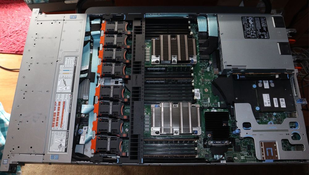 Server Dell PowerEdge R640 1U 10 Bays-8 NVME Gold Gen2 40 Cores 128Gb