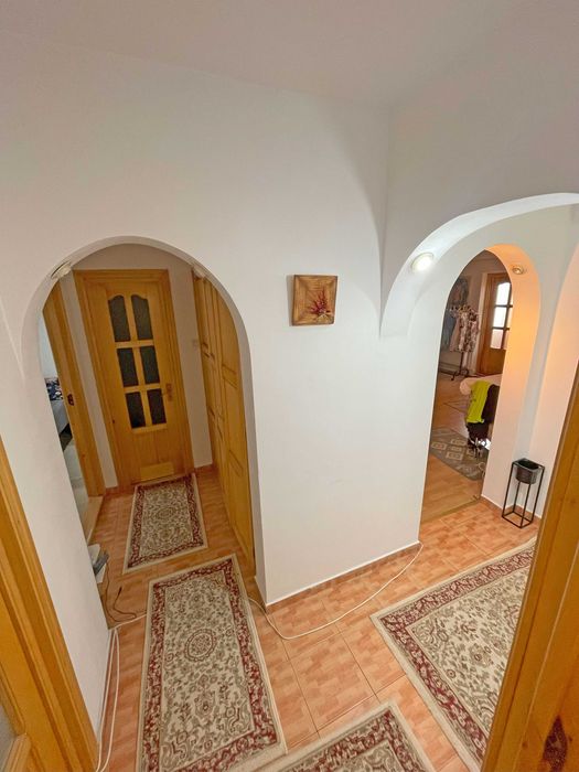 Apartament 3 camere Primăverii Capat 1 Botosani zona linistita
