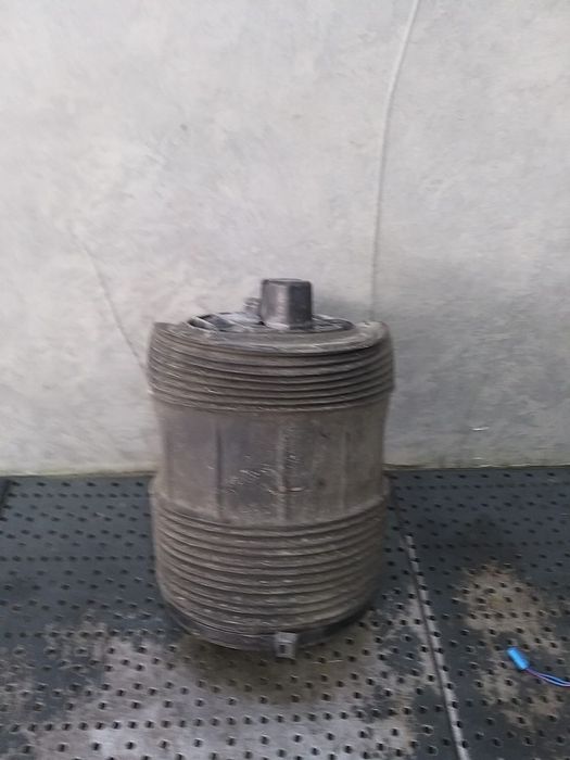 Perna aer suspensie stanga spate audi a6 c8 4k 4k0616001e