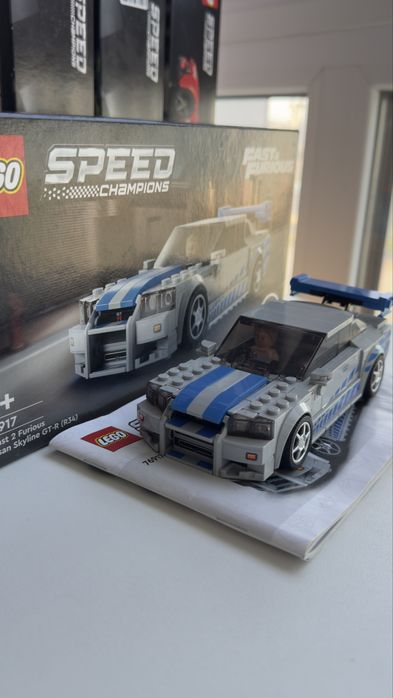 СРОЧНО ПРОДАЮ LEGO Speed Champions оригинал