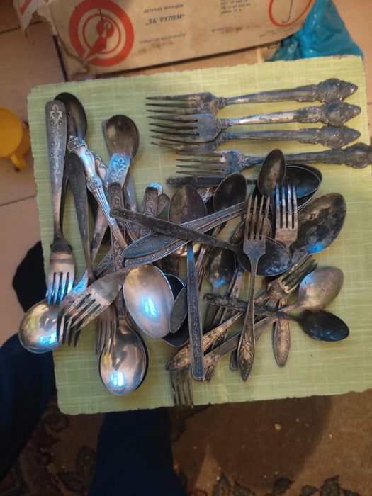 Продам мельхиор ложки вилки