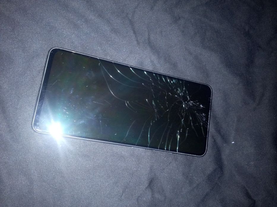 Росо х4 про 256 памит