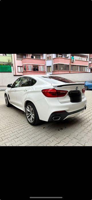 Кола под наем за бал или сватба