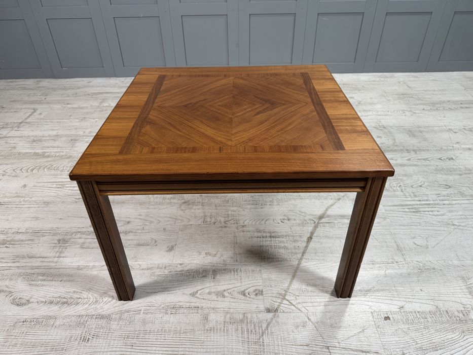 Скандинавска холна маса К065