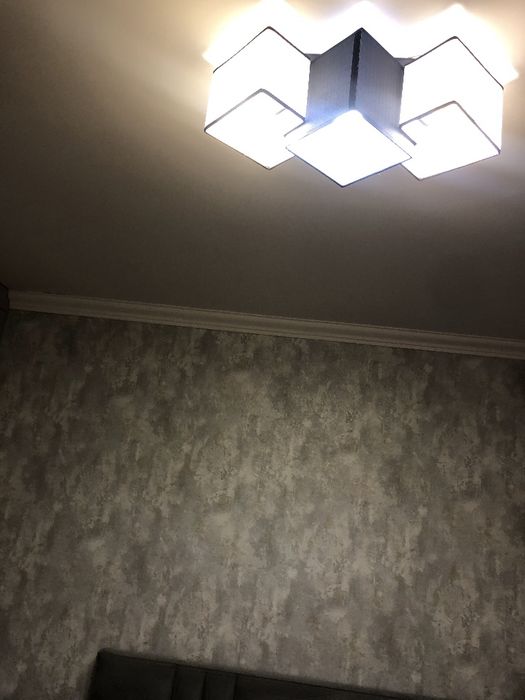 Светильник потолочный из трех ламп