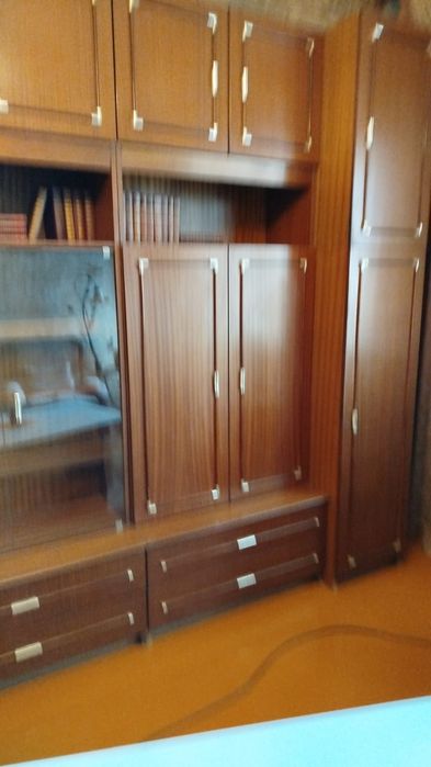 Продам б/у шкафы