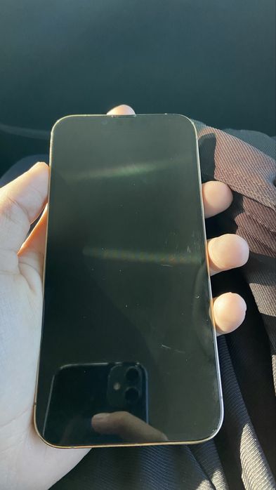 Айфон 13 проо.