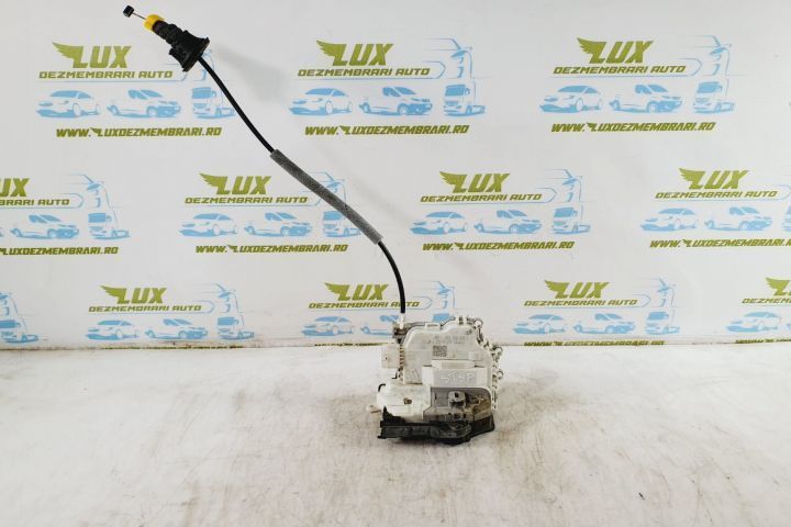 Broasca usa stanga spate 8x0839015e Audi A4 B9  [din 2015 pana  2020] seria