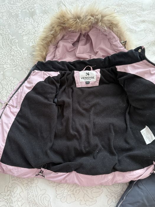 Зимний комбинезон для девочки