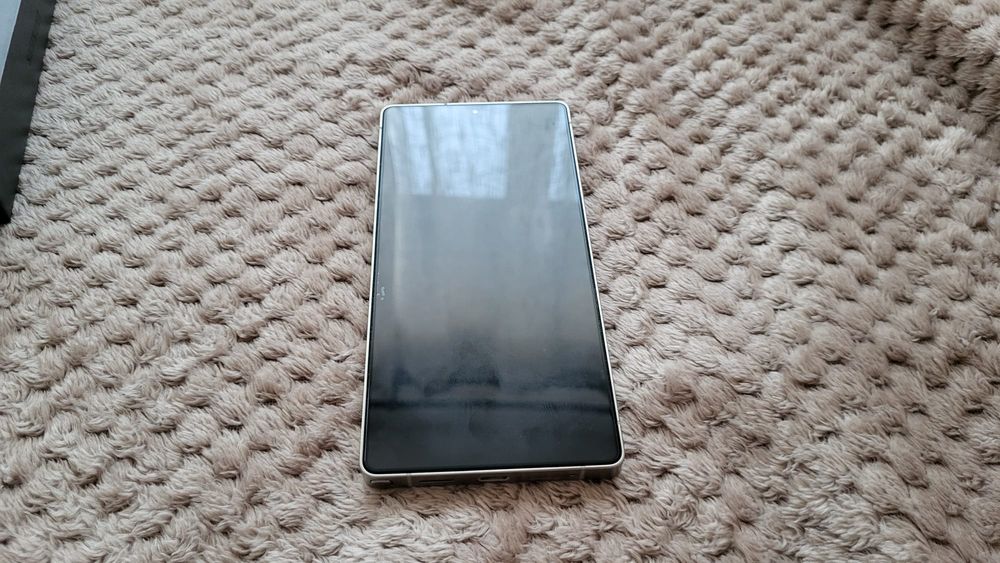 Vând Samsung Galaxy S25 Ultra Urgent