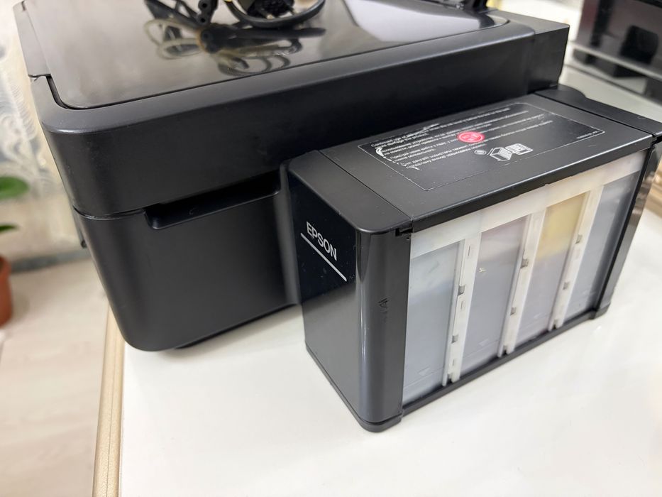 Epson L 364 Rangli 3/1 Printer Skan Kserx Yaxshi ishlidi