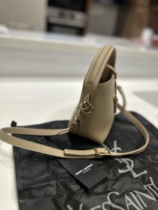 Чисто нова чанта YSL