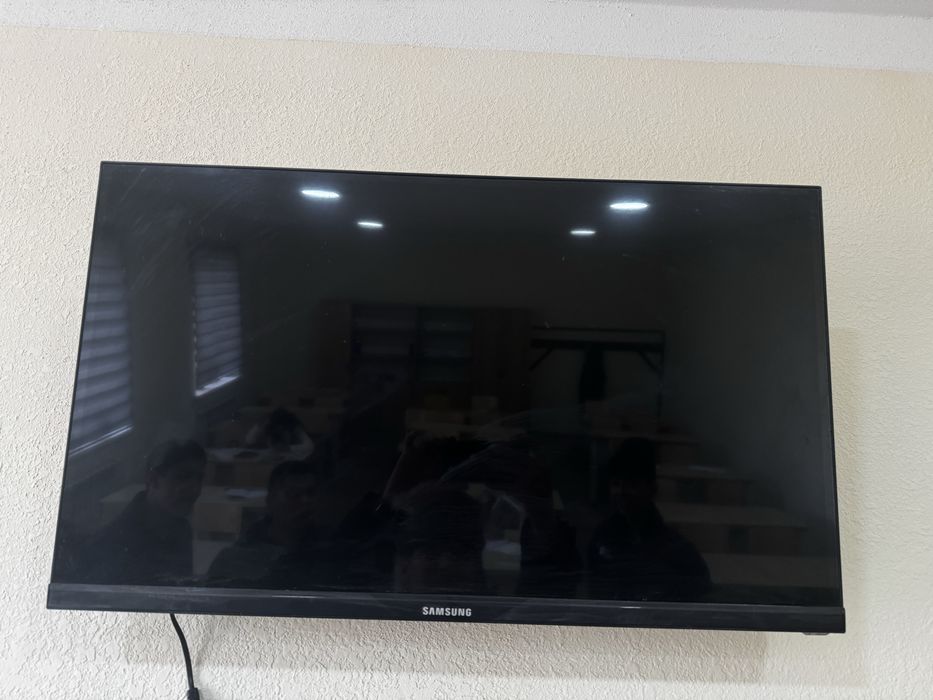 Продается samsung телик