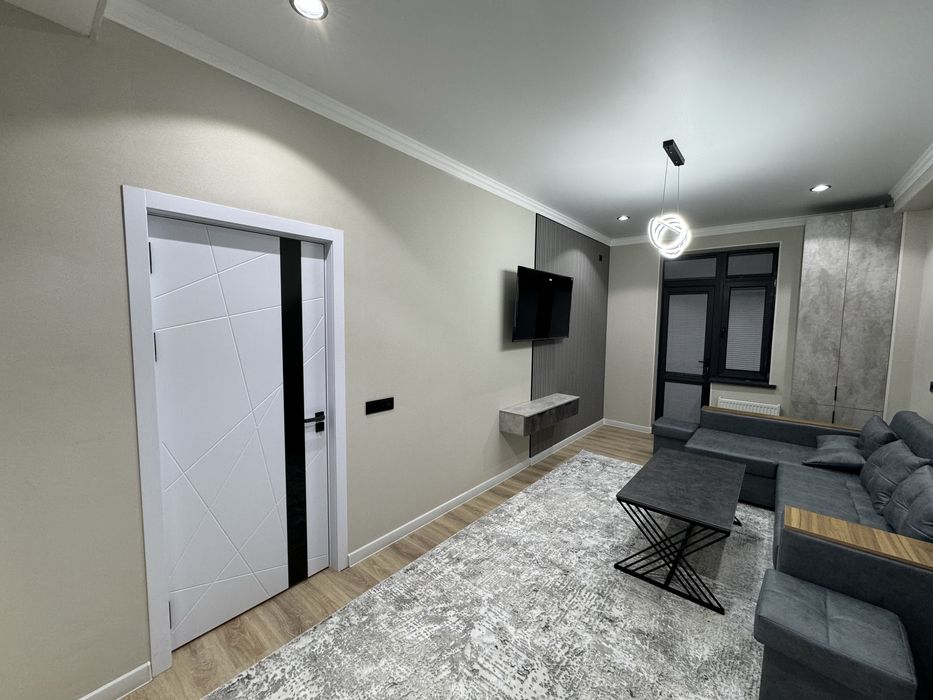 Своя Юнусабад-13 Новостройка 2/5/8 Евро ремонт+Встроенная мебель