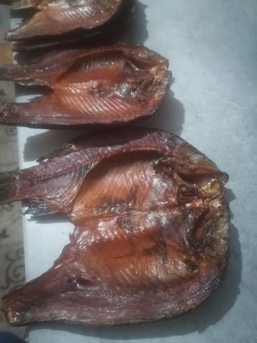 Карась вяленный пласт