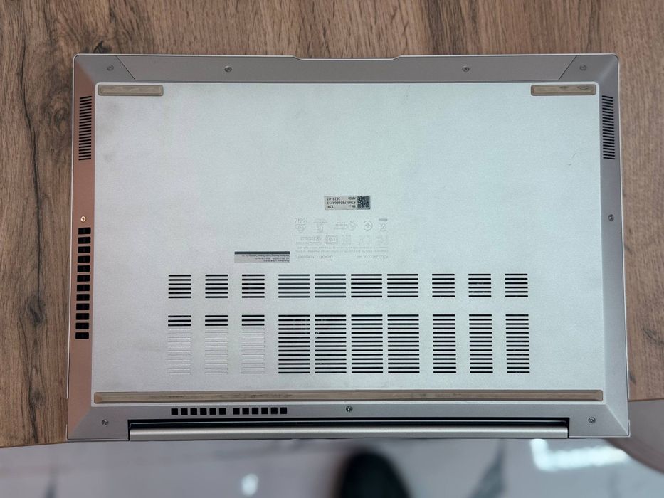 Asus zenbook 14. 5 x oled i9