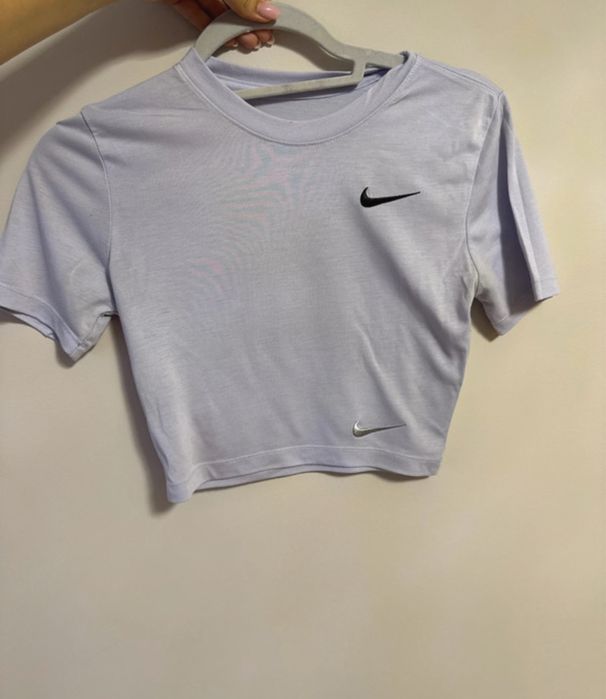 Tricou Nike crop top