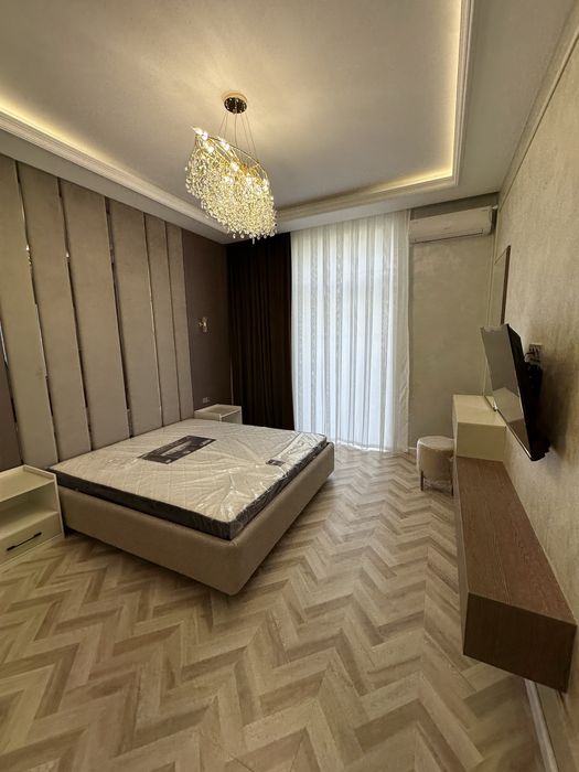 Сдаётся шикарная новая квартира долгосрочную аренду!