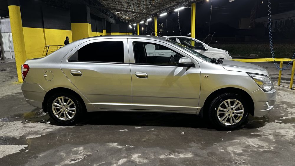 Chevrolet Cobalt 2023 — 3