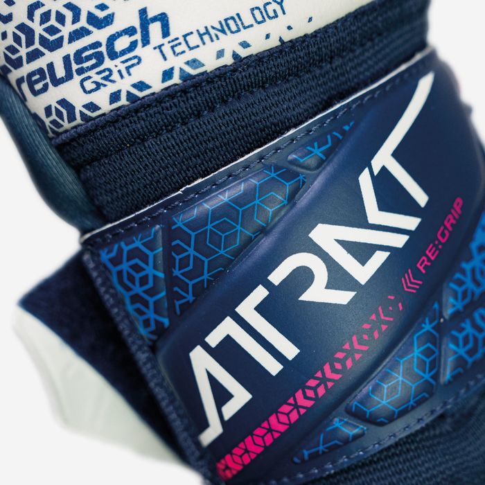 Mănuși de portar de fotbal Reusch Attrakt - produs resigilat Decathlon