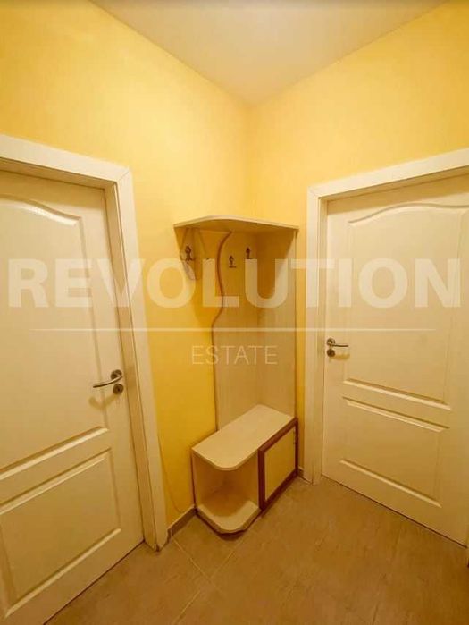 Дава се под наем Двустаен апартамент в Варна, Център - 55 кв.м за 348.84 € - Снимка #5