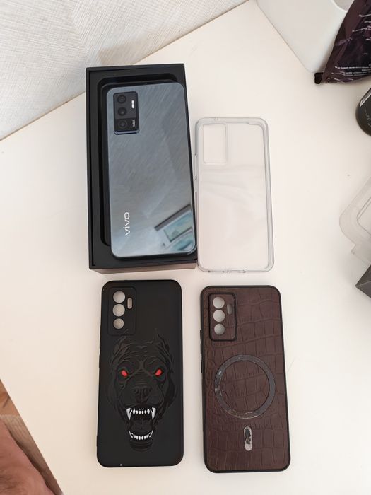 Продам vivo v 23e