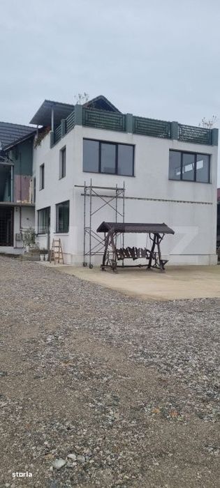 Complex comercial mixt de vanzare – investitie sigura intr-o zona pr