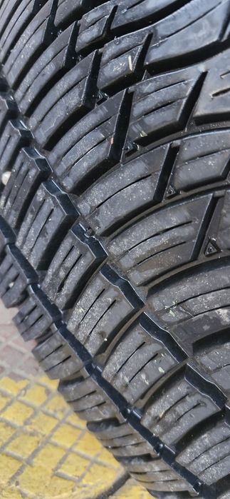 set 2 buc. anvelope BF Goodrich 235/50 R18