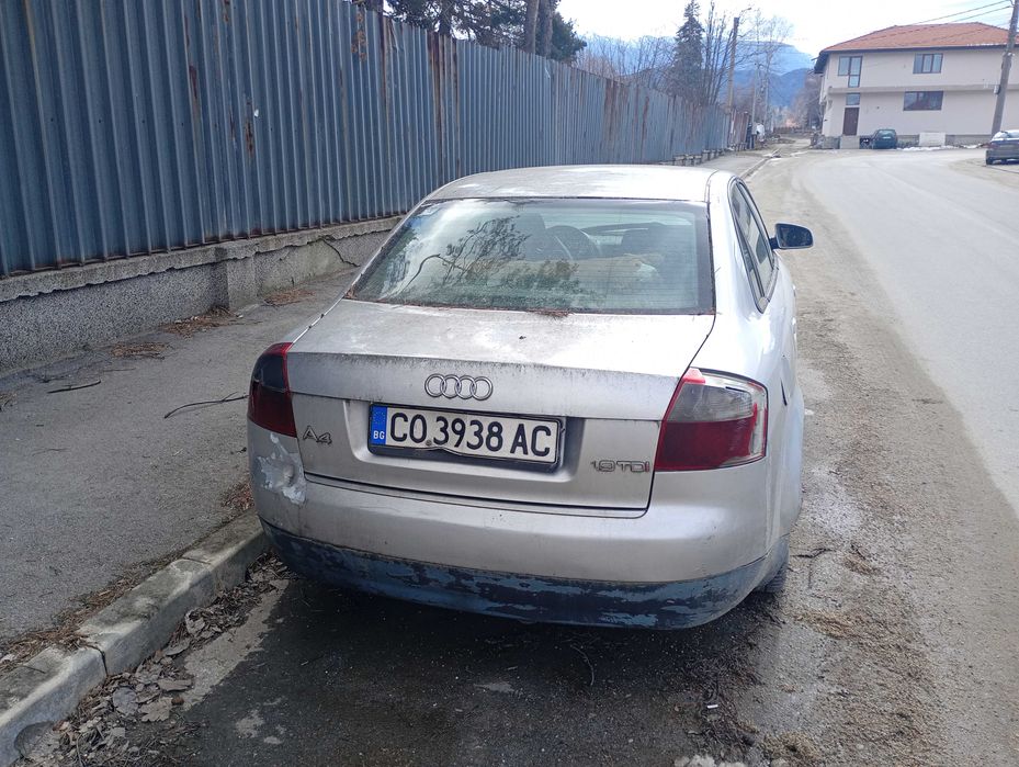 Продавам Ауди А4 1.9td