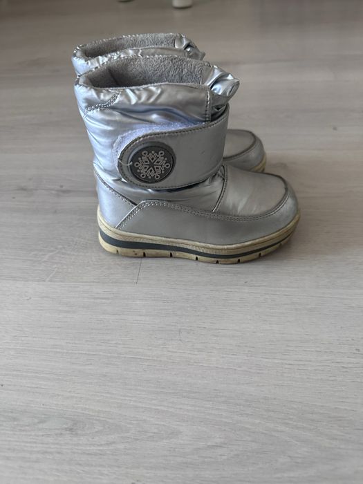 Продам сапожки зимние