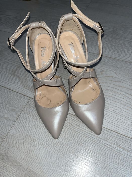 Продам абсолютно новые туфли 35 размера