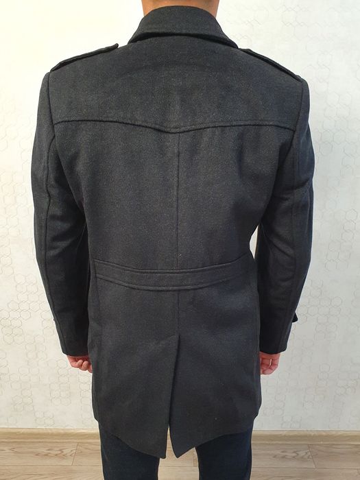 Продам пальто Centone