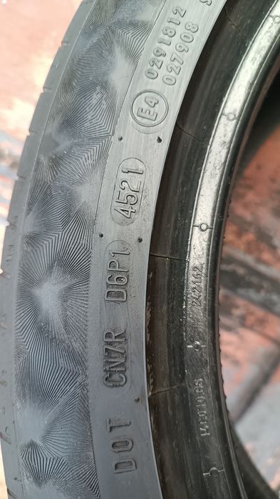 225/45/17 Continental