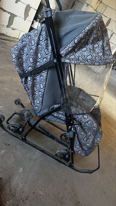 санки-коляска на колесах