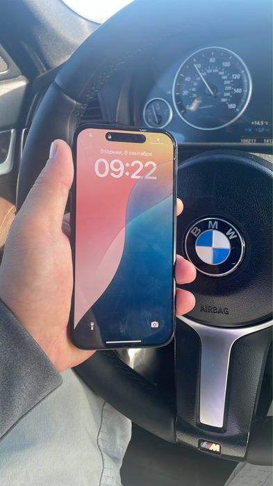 Айфон 16 продам черный