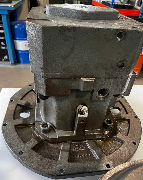 Pompa hidraulica originala Liebherr Reconditionata DPVO 165