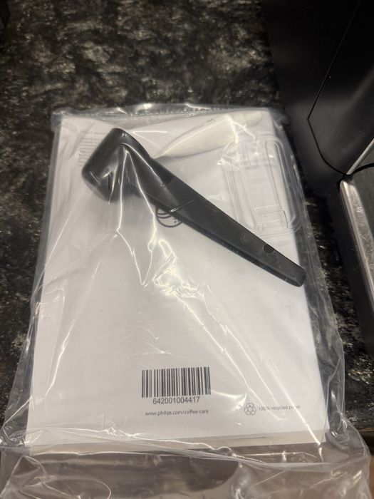 Philips 5400 Series Fully Automatic Espresso Machine with LatteGo.