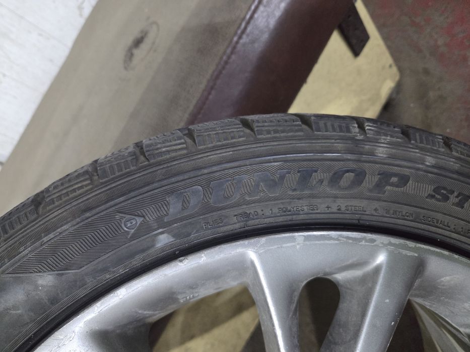 Диск R8 с шиной dunlop