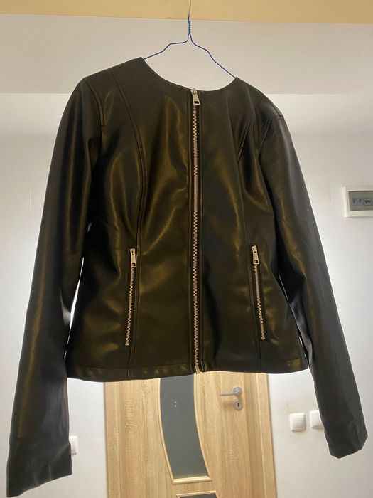 Geaca imitatie de piele