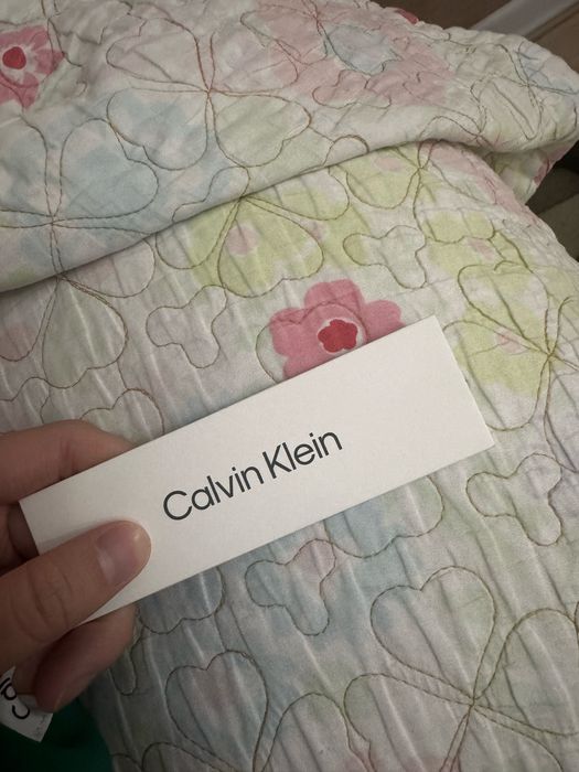 Продается новое платье с этикеткой CALVIN KLEIN