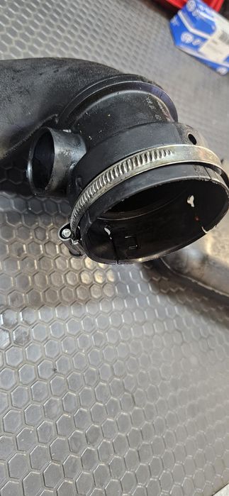 Лястовица / Въздуховод Мерцедес om642 Mercedes