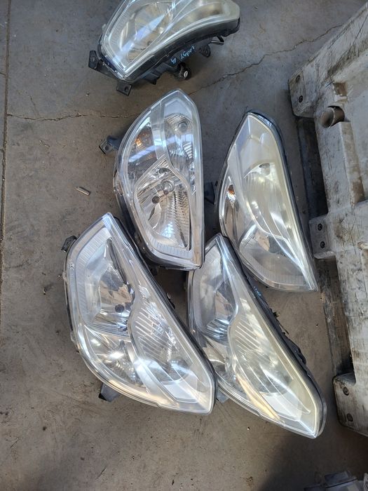 Faruri dacia doker,lodgy 2015