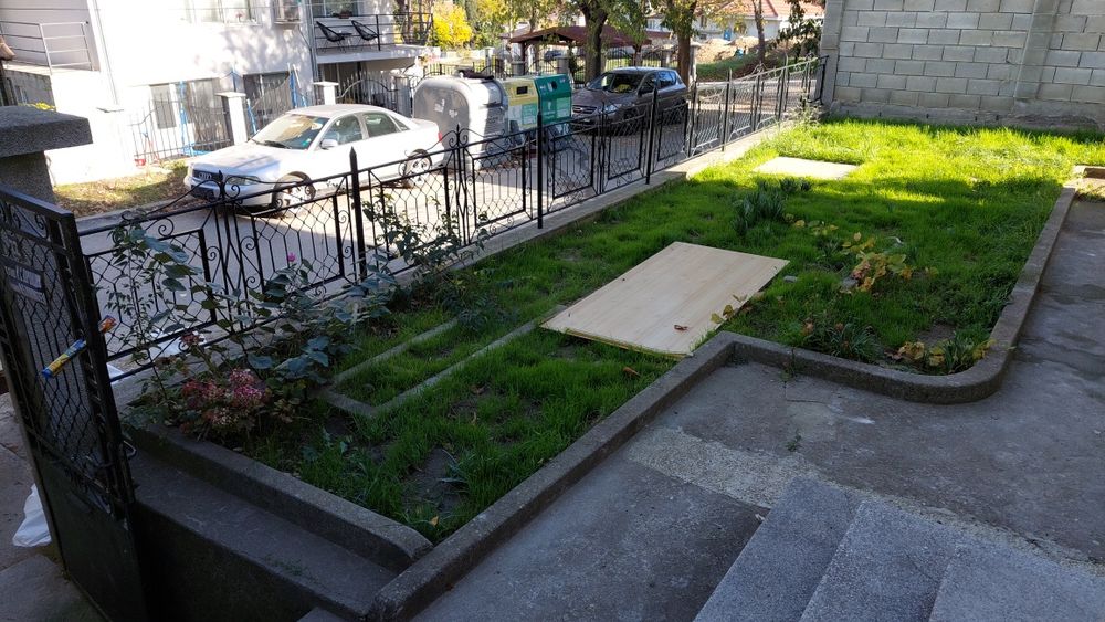 Продавам етаж от къща в кв. Галата, Варна