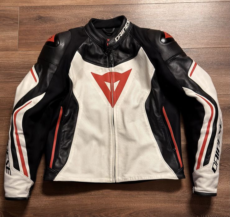 Кожено яке Dainese Assen 54 номер
