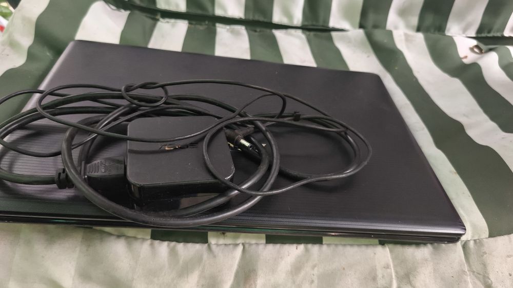 Laptop asus amd .