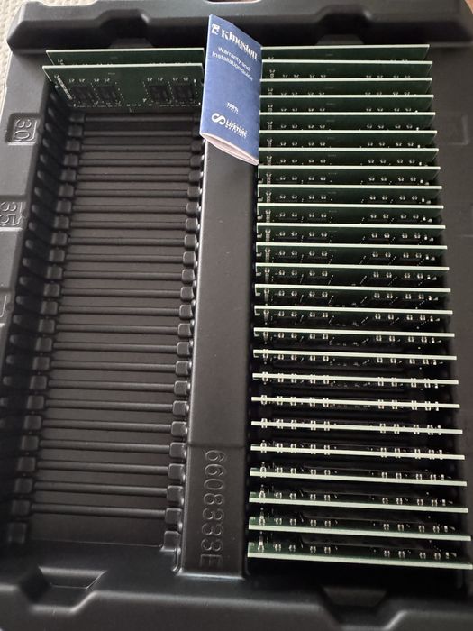 kingston ram 8Gb CBD32D4S2S8MR-8