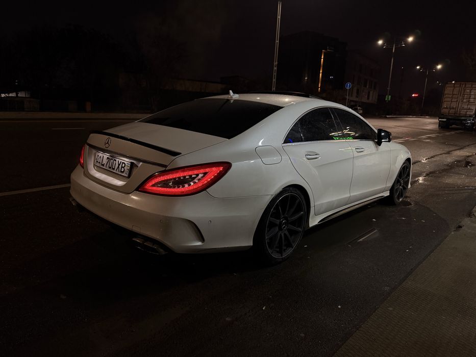 Mercedes-Benz CLS350