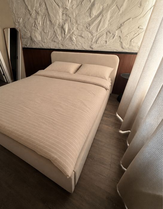 Продам кровать 160*200