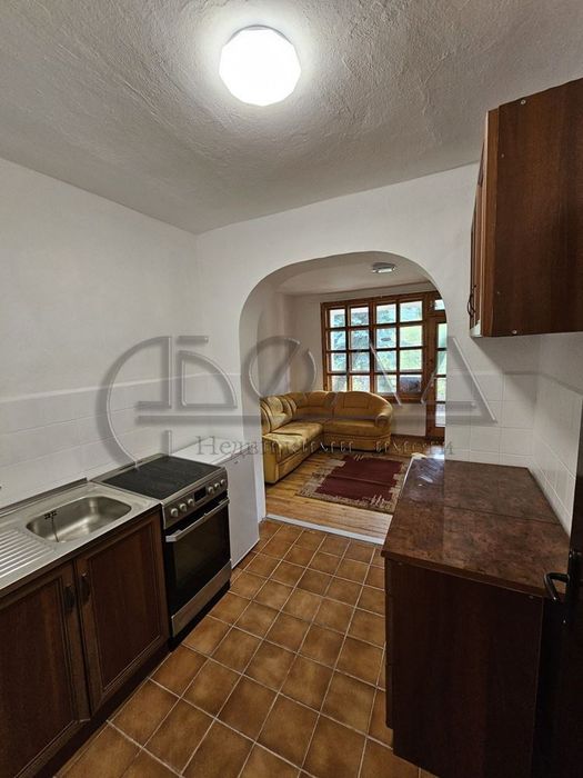 Продава се Къща в с. Томпсън, Област София-област - 216 кв.м за 575 €/кв.м - Снимка #4