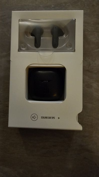 JBL TUNE FLEX слушалки